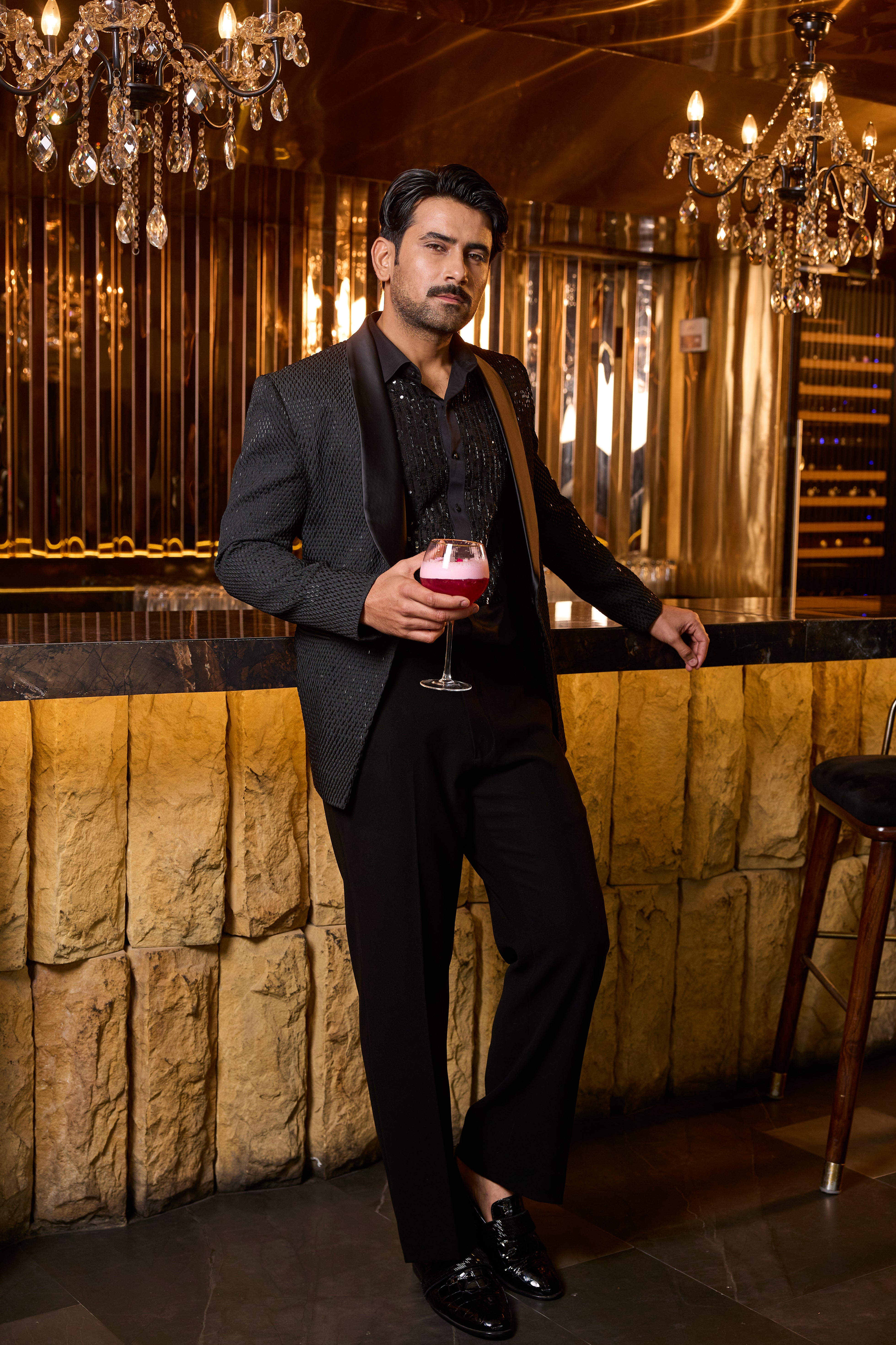 Textured Black Tuxedo Set with Satin Lapel